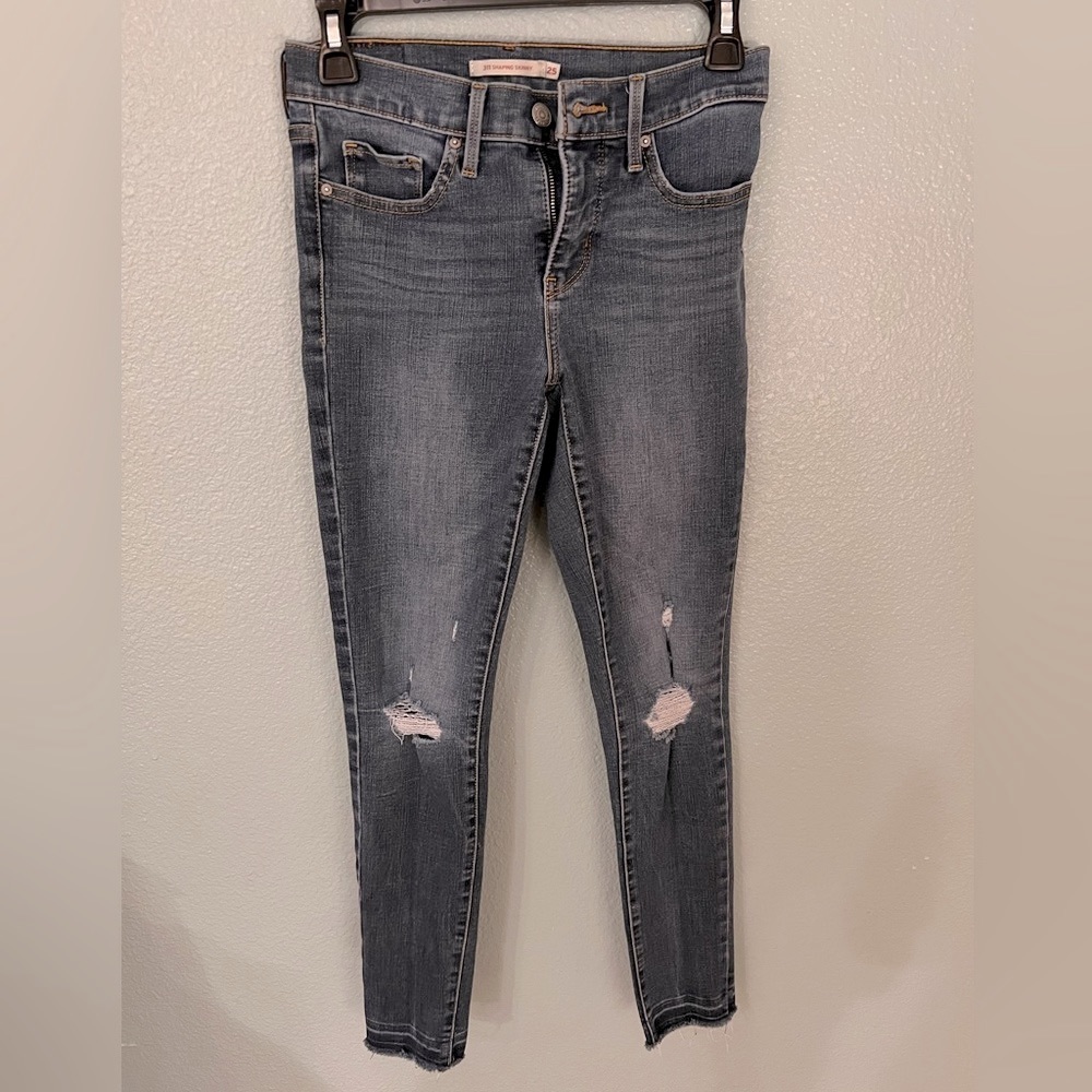 Levi’s Shaping Skinny Jeans Size 25 With Rips